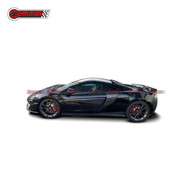 Saias laterais de fibra de carbono estilo Novitec para Mclaren 540C 570S