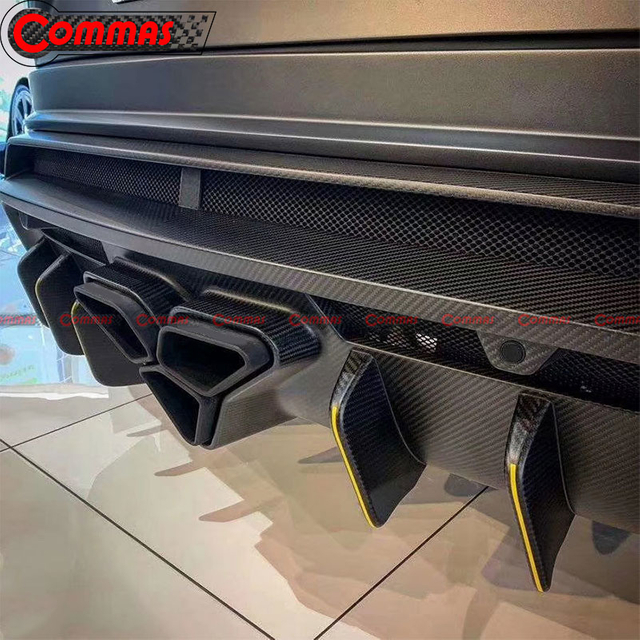  Lábio difusor traseiro de fibra de carbono seco Mansory para Lamborghini Urus