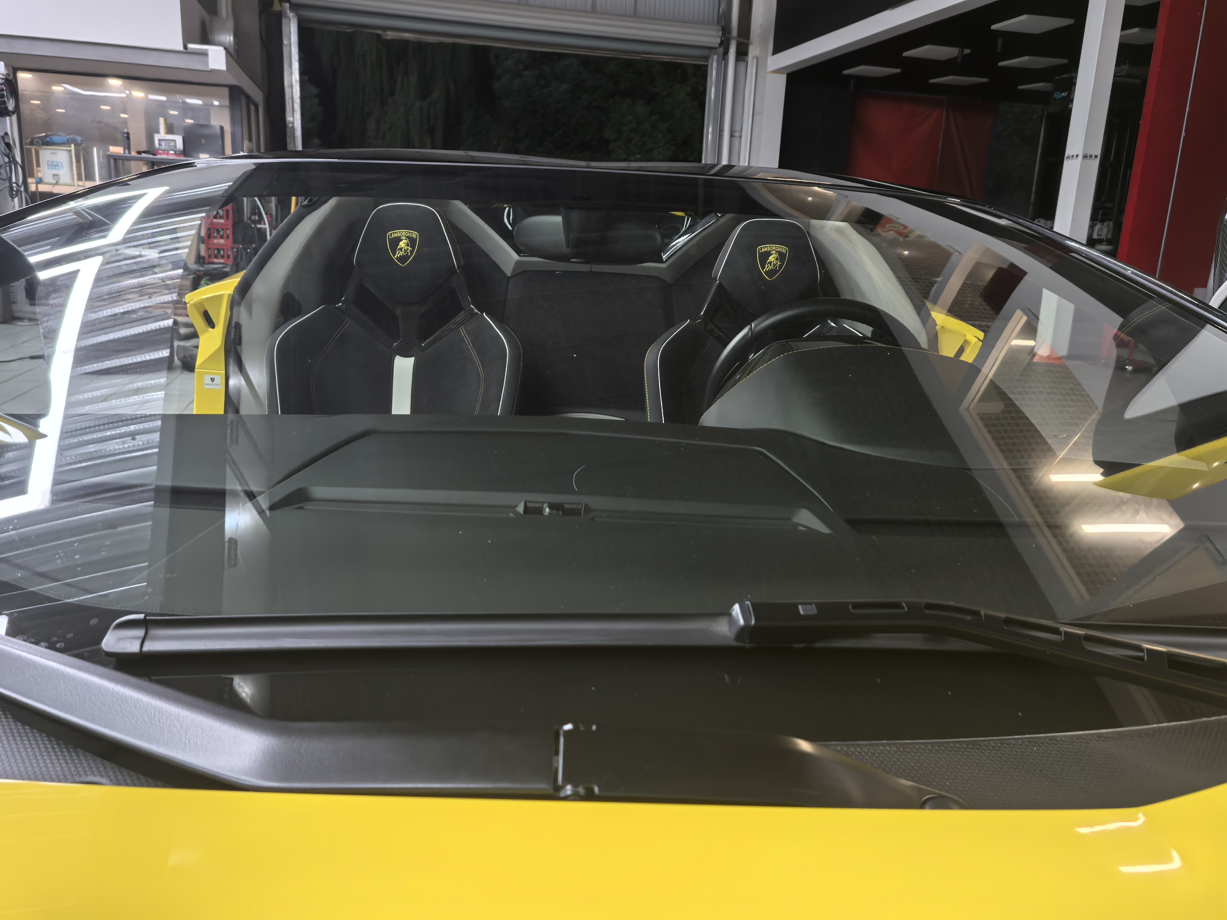 assento lambroghini svj 