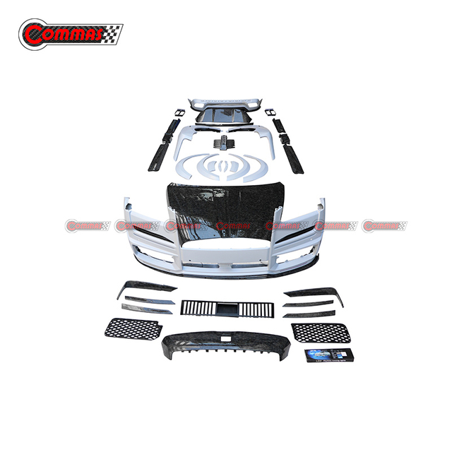 Kit de carroceria de carbono forjado Rolls Royce Cullinan Mansory
