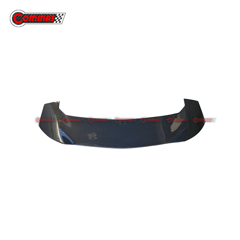 Asa traseira de fibra de carbono Lamborghini URUS